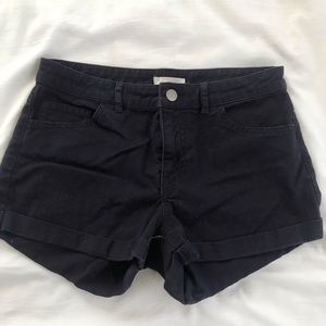 Navy H&M denim mid rise shorts. Size 4